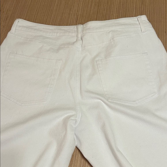 Coldwater Creek Women’s White Slim Jeans Size 16 Tall - Picture 6 of 7